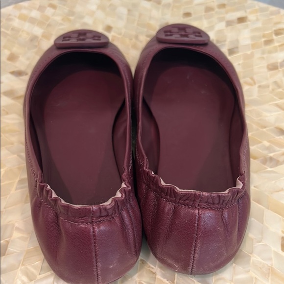 Tory Burch Red Flats Elegant Loafers 8.5 - Picture 9 of 11